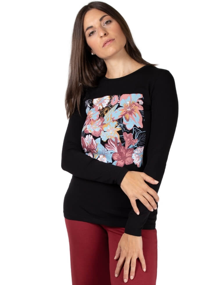 Damen T-Shirt &quot;Matri&quot; aus Eukalyptus schwarz mit Blumen Druck