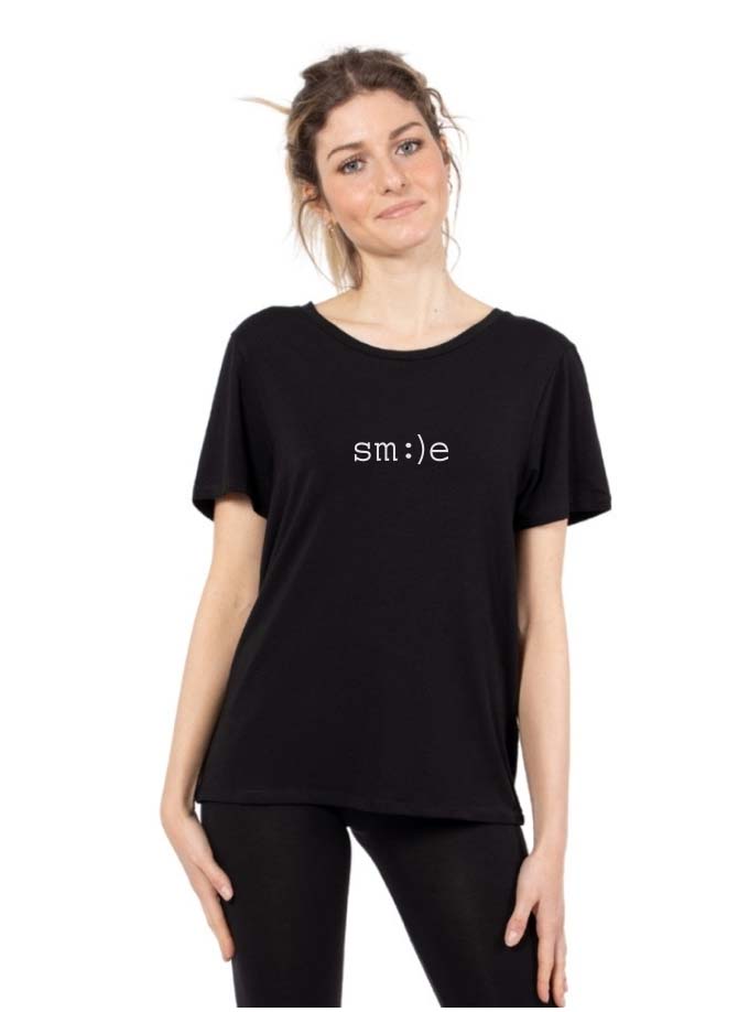 NORA T-Shirt schwarz Eukalyptus Faser Smile