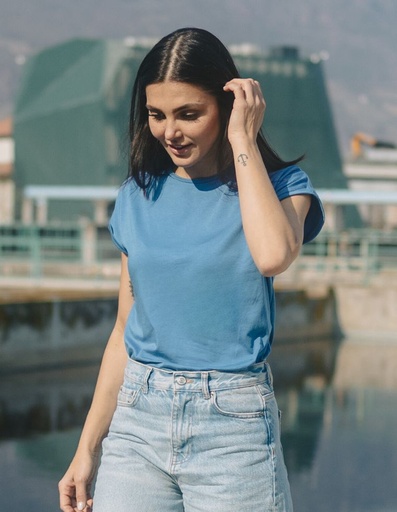 [WMTS005-139000-SS23] T-shirt Laura in Fibra di Eucalipto - azzurra